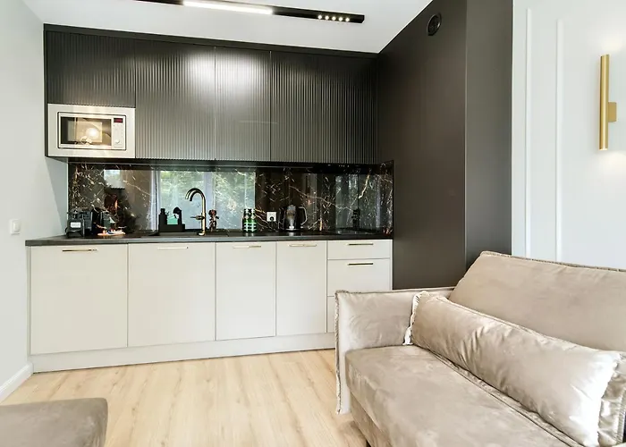 A&j Aparts Ii Apartmán